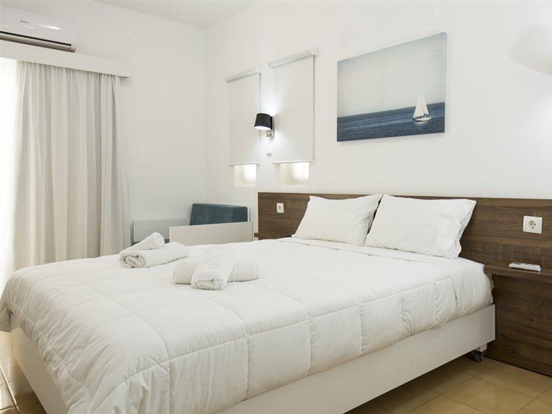 Kissamia Rooms - Next To Night Clubs กิสเซมอส ภายนอก รูปภาพ